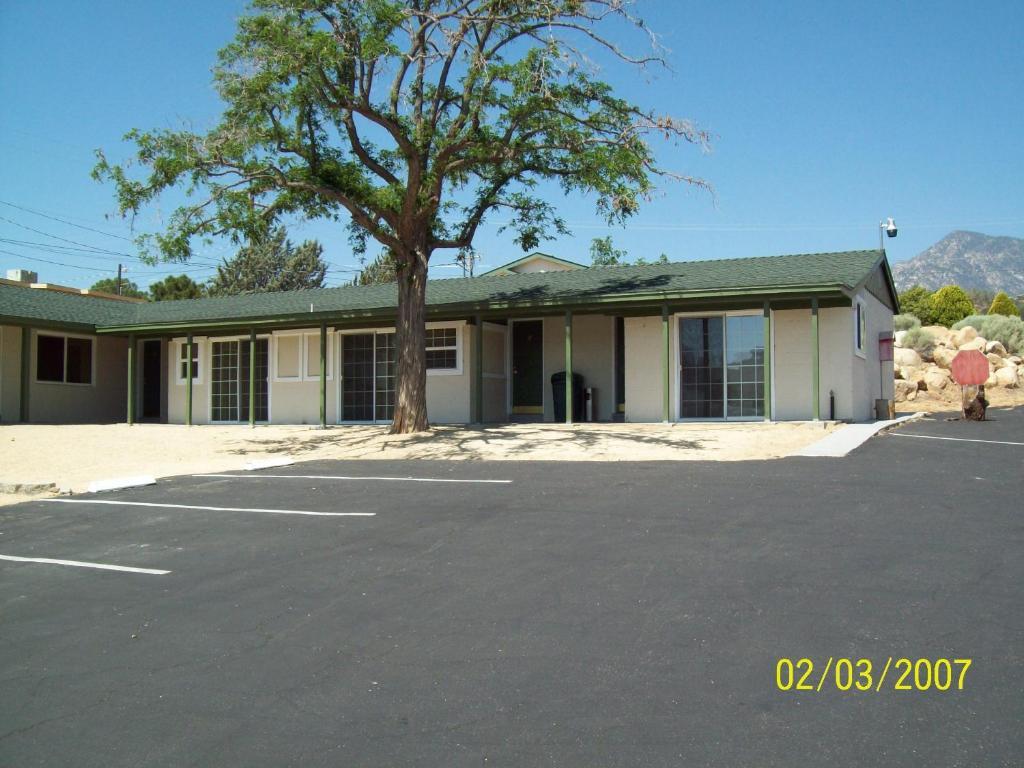 Motel Lakeshore Wofford Heights